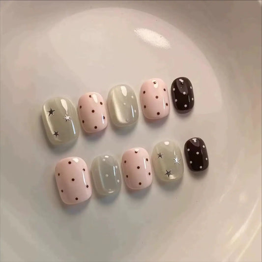 10Pcs Short Round Handmade Fake Nails Full Cover Polka Dot Stars Retro French Designs Wearing Nail Stickers Lovely Cat Eye Nails