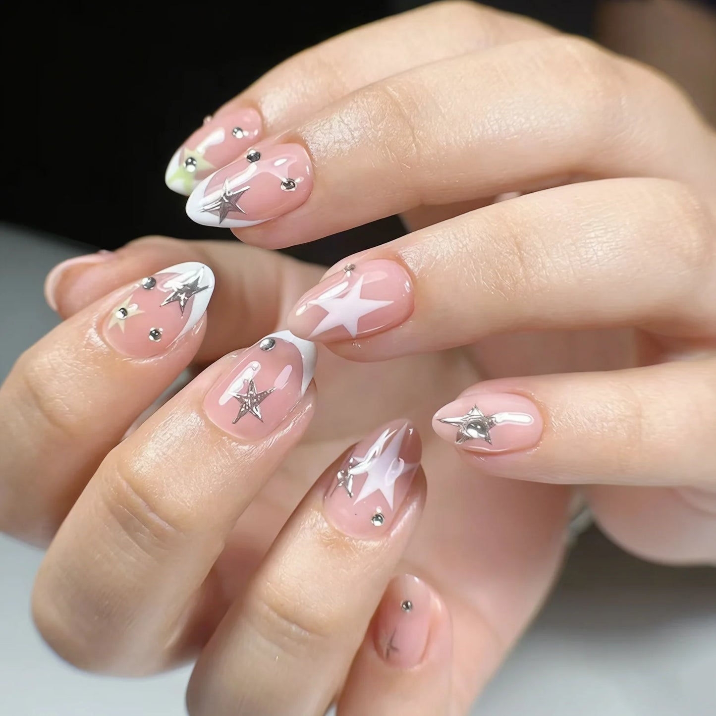 Y2K Girls Almond Fake Nails 24Pcs French Press On Nails Red/White Five-ponited Star/Polka Dot Printed Summer DIY Manicure