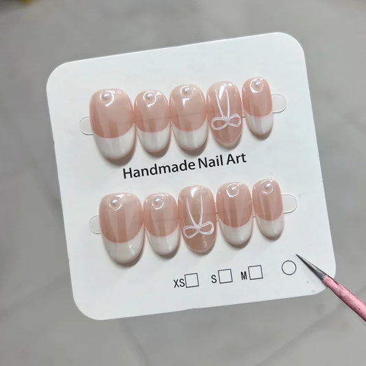 10Pcs Naked Pearl Chain Almond False Nails Full Cover Broken Flower Shape Diamond Designs Short Oval Head Wearable Nail Tips Art