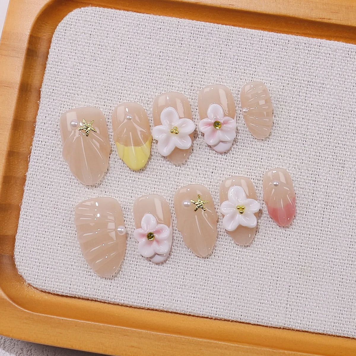 10Pcs 3D Flower Almond Handmade Press on Nails Fake Nails Wearable Stick-on Nails False Nail Uñas Postizas Накладные Ногти 네일팁