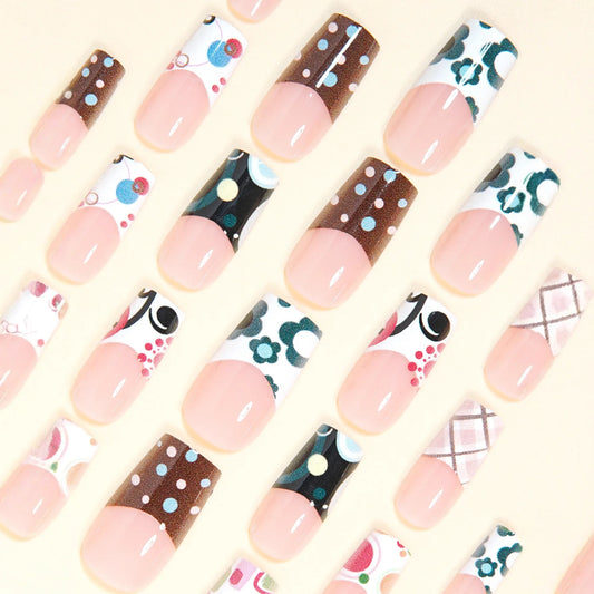 24pcs Sweet Cool French Style False Nails Wave Point Flower Designs Spicy Girl Press On Nails Medium Coffin European Fake Nail