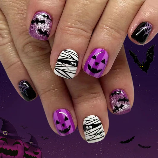 24pcs Cute Ghost Design Fake Nail Sets Halloween Glitter Black Short Square Nails Sets Press on Bat Spider Web False Nails Tips