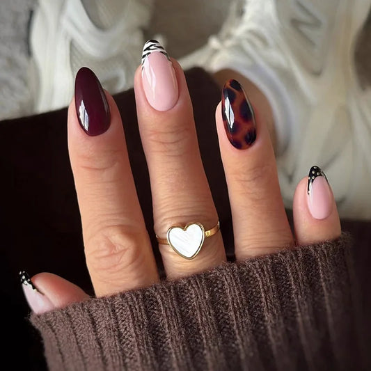 24pcs Polka Dot Star Press on Nails Sets Simple Y2k French Almond False Nail Tips White Fake Nails Art Finished Pearl Manicure