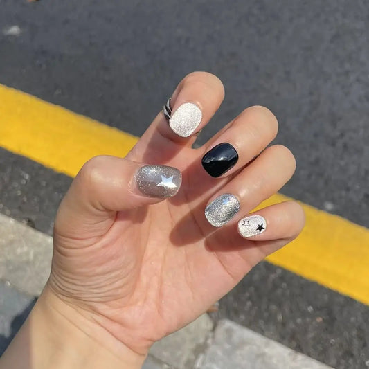 10Pcs Short Round Handmade Fake Nails Full Cover Polka Dot Stars Retro French Designs Wearing Nail Stickers Lovely Cat Eye Nails