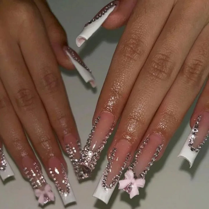 24Pcs Long Square Head French Fake Nail Tips 3D Love Heart Design Press on Nails with Rhinestone Pattern Wearable False Nail Art