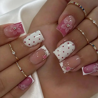 24Pcs Nude White French Fake Nail Short Square Nail Tips Fashion Wearable False Nails with Glue Simple Full Cover Press on Nails