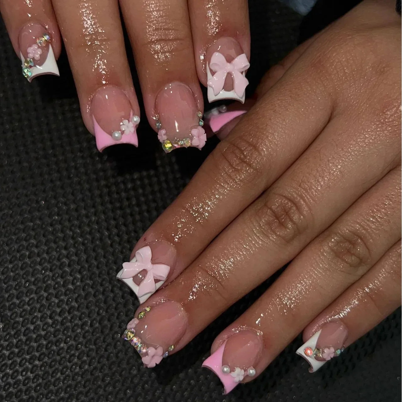 24pcs Press on Nails Short Almond Bowknot Black Press on Nails White Pearl Sweet French Tip Press on Nails Cute Nail Artificial