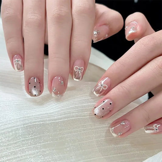 24Pcs Short Square Head Full Cover Nails Tips Cat's Eye Silver Gradient Fake Nail Bow Rhinestone Detachable Press on False Nails
