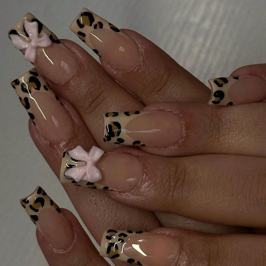 24PCS Acrylic nail long French press pink nail fully covered square leopard print fake nail