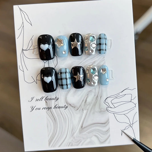 10pcs high-end Sweet girl blue checkered handmade fake nails, Short nail decoration patches for girls to show their elegance