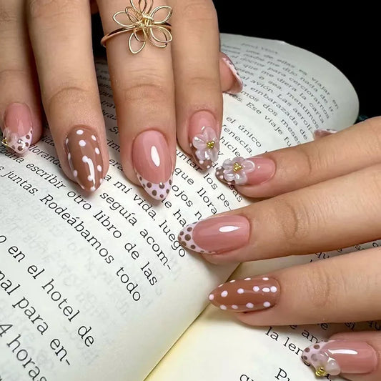 24pcs Polka Dot White French Fake Nail Spring Flower Ladybug Full Cover Almond Nails Set Press on Round Tips False Nail Manicure