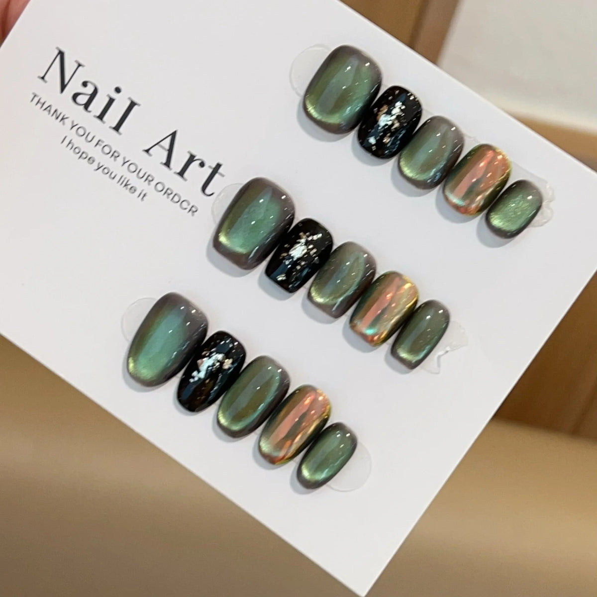 Jade – Green Glass Bead Cat Eye Short Press-On Nails
