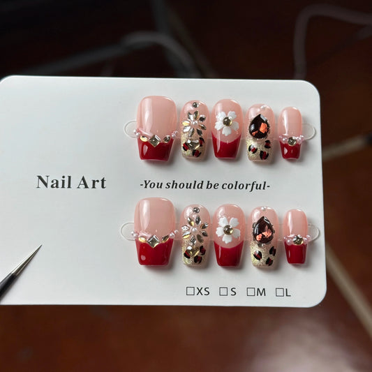 10pcs high-end Gentle and elegant style, hand-painted leopard print, flowers, and sparkling sapphire handmade French Tip Nails