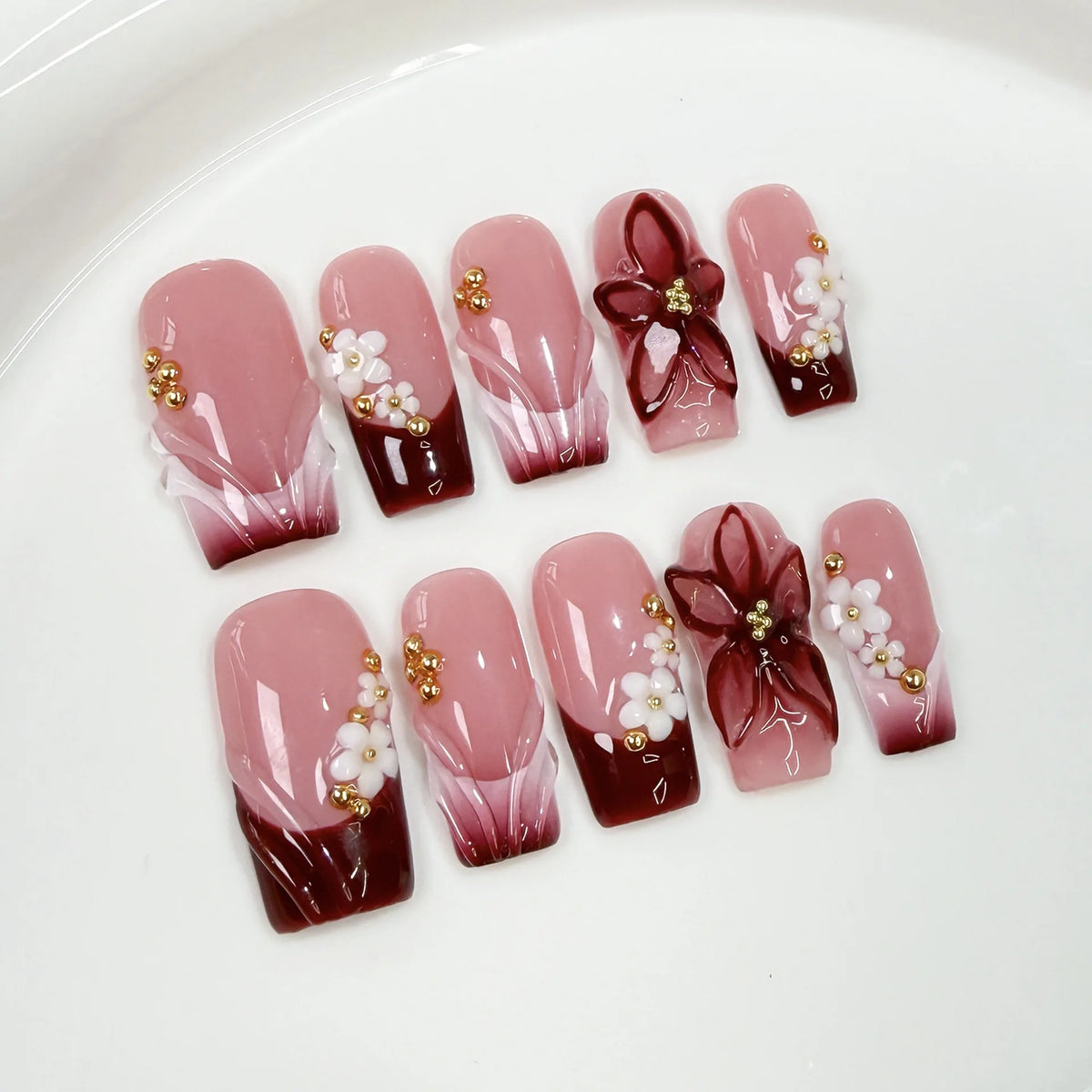10pcs Luxury Gold Press on Nails 3D Flower False Nails Pearl French Manicure Handmade Fake Nail Tips Square Medium Nail Stickers