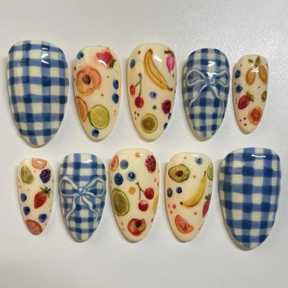 24Pcs Mid-length Almond Press on Fake Nails with Insect Flower Button Design Full Cover Nails Tips Reusable Finished False Nails