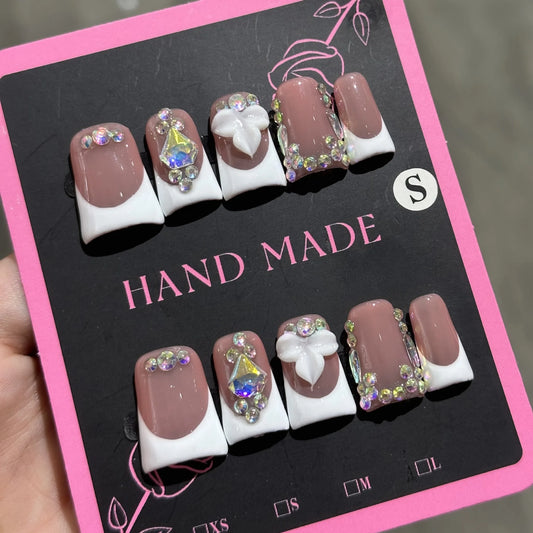 10pcs high-end Sweet and girlish style, hand-painted three-dimensional carvings, sparkling diamond pile handmade French Tip Nail