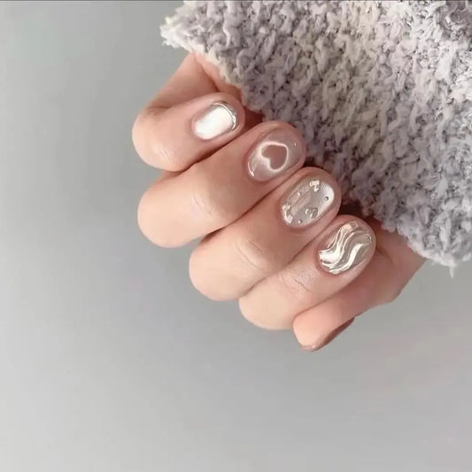 10Pcs Short Round Fake Nails with Champagne Little Heart Cat Eye Fingertips Lovely Wave Pattern New Style Acrylic Nails for Girl