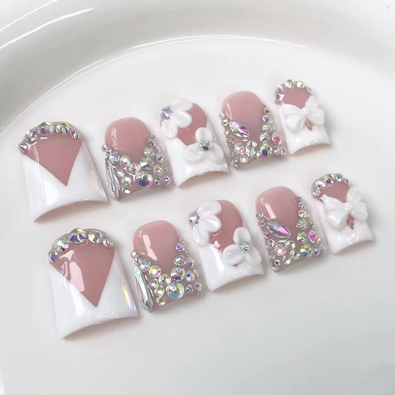 10pcs high-end Simple and elegant style, hand-painted patterns, three-dimensional bow, dazzling full of diamonds handmade fake
