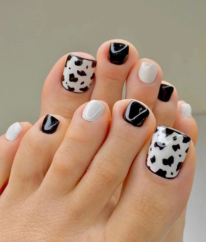 24pcs Press on Toe Nails Nude Crystal Cat's Eye Ultra Thin Bright Diamond Full Coverage Toenail for Women&Girl Removable Toenail