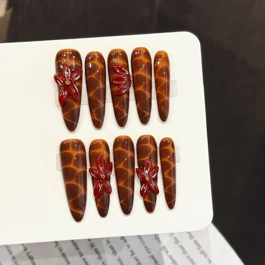 10PCS Stiletto Handmade Press On Nails,Retro Luxury Style,Suitable For Festivals Parties And Daily Wear.