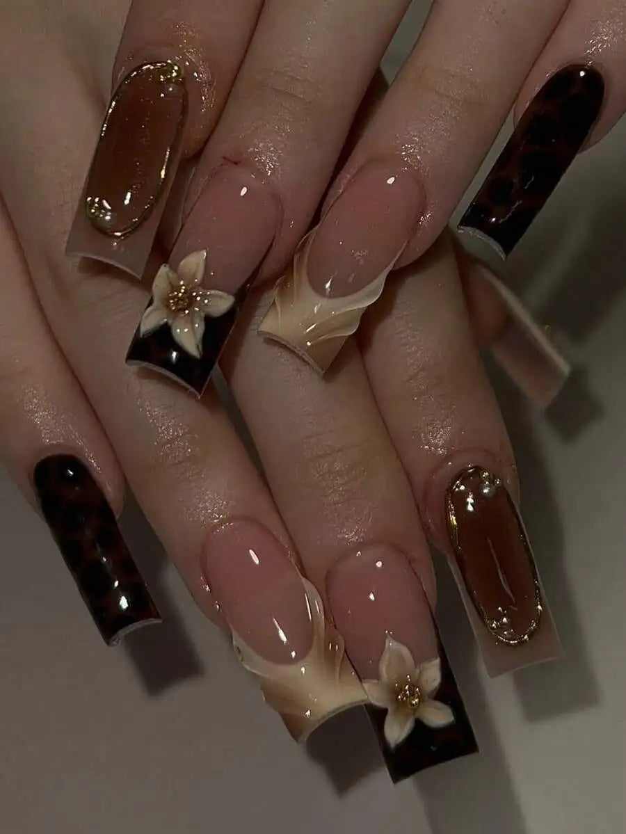 24pcs/Set Y2K French Medium Length Nail Tips, Sweet 3D Pink Flower & Wavy Design With Golden Beads Accent, Press-On Artificial