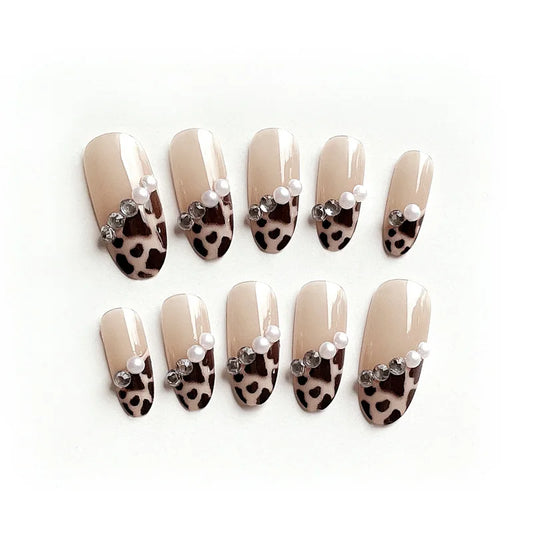 24Pcs Brown Autumn New Minimalism False Nails French Mdeium Almond Manicure Detachable Acrylic Finished Nails Tools for Gifts