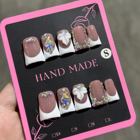 10pcs high-end Sweet and girlish style, hand-painted three-dimensional carvings, sparkling diamond pile handmade French Tip Nail