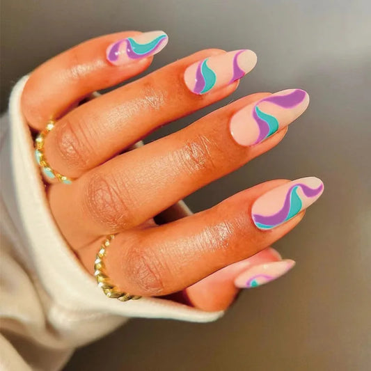 24Pcs Simple French Fake Nails Short Almond Glossy Round False Nails Silver Edge Press on Nail Wearable Finished Nails Stickers