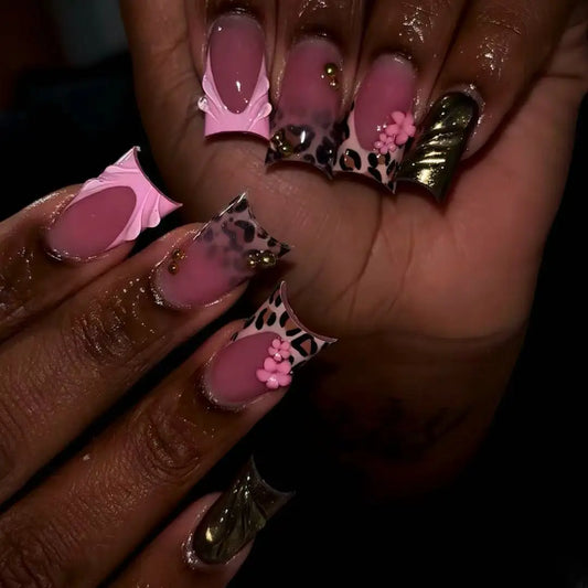 24pcs Duckbill False Nails Detachable Y2k Leopard Print Pink Short Press on Nails Flower Fake Nail French Full Cover Nail Tips