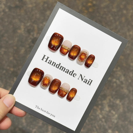 10Pcs New Caramel Color Short Ballet Retro False Nails Shiny Cat Eye Elegant Wearable Nail Art Simple Manicure for Autumn Winter