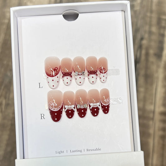 10Pcs Handmade Press on Fake Nails Full Cover Star Rhinestone Pearls Design Light Luxury French Detachable Finished False Nails