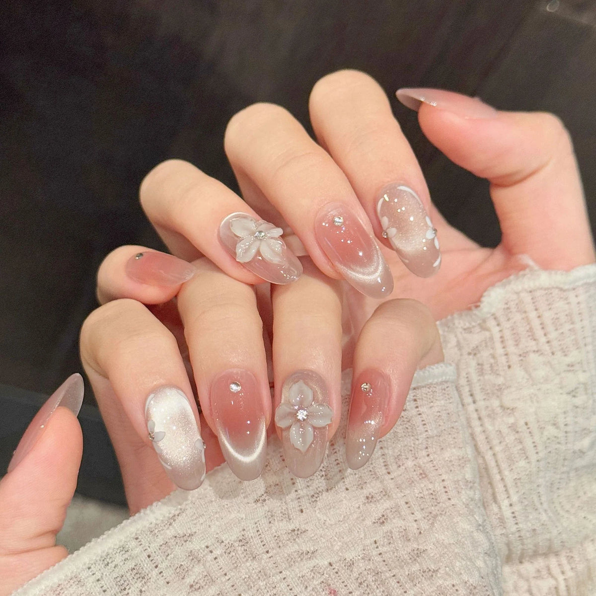 10pcs Handmade Press On Nails Ice Transparent French Style Blush Cat's Eye False Nails 3D Relief Flower Decor Sweet Fake Nail