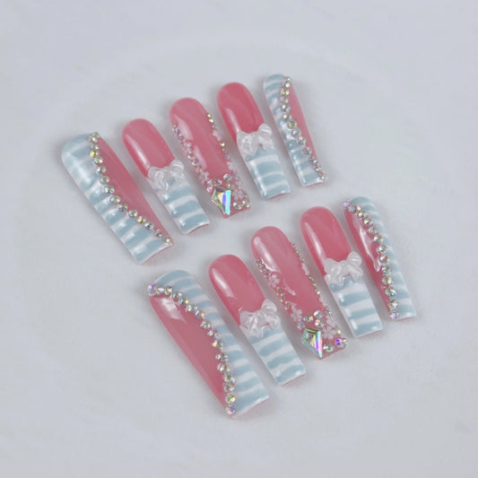 10pcs high-end Style girl version, hand-painted zebra pattern, three-dimensional bow, full of diamonds handmade fake nails