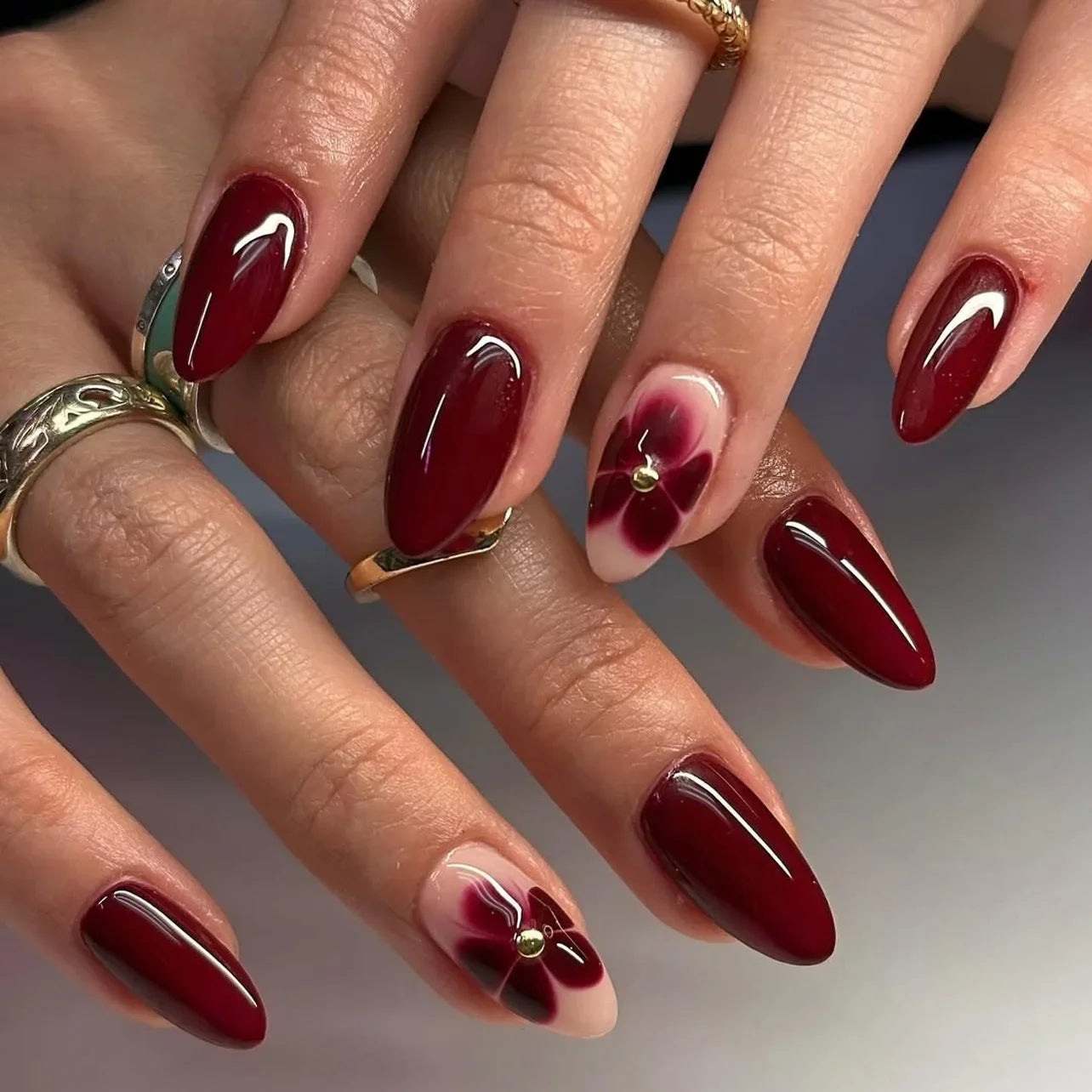 Wine Red French Wearable Nail Art Flowers Petal Halo Dyeing Almond False Nails Detachable Finished Fake Nails Press on Nails