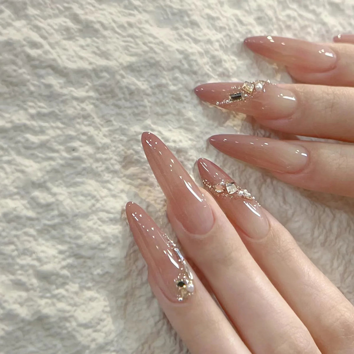 24pcs Chrome Press on Nails Gradient Nude Solid Color False Nails Removable Long Stiletto Fake Nails Minimalist Sweet Cool Nail