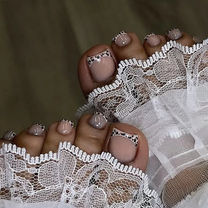 Fashion Leopard French Nude Pink Toenail Art Simple Wearable Fake Toenails Detachable Toe False Nails Press on Nails with Glue