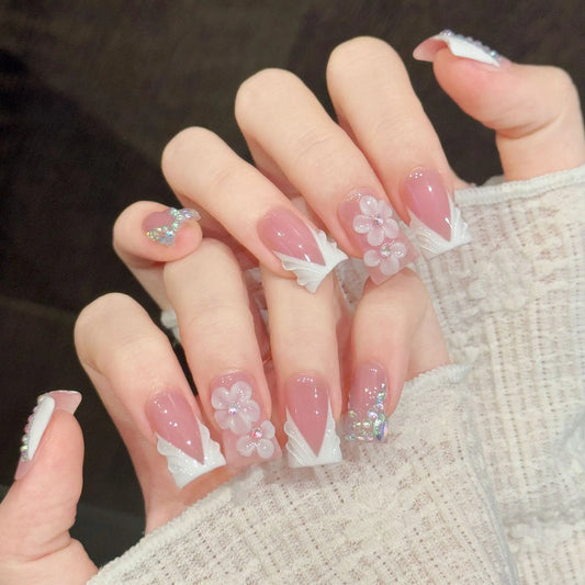 10PCS Duck Handmade Press On Nails,Pastel And White Color Contrast French Style,Suitable For Festivals Parties And Daily Wear.