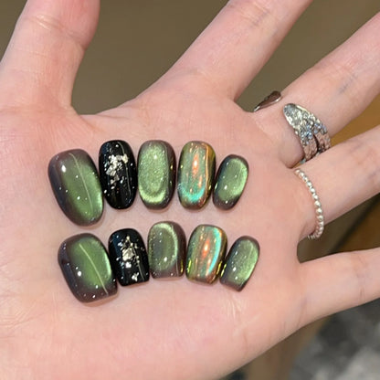 Jade – Green Glass Bead Cat Eye Short Press-On Nails