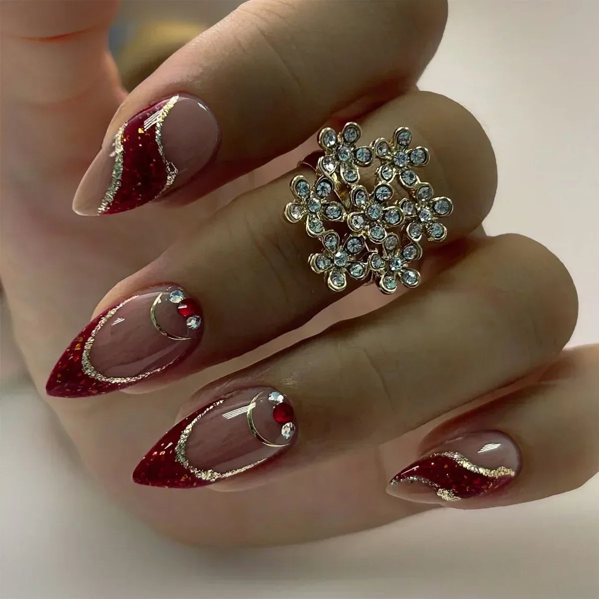 24Pcs Almond Fake Nails with Shimmery Powder Simple Nail Art Ombre French Full Cover Wearable Nail Manicure Tips for Girls Daily