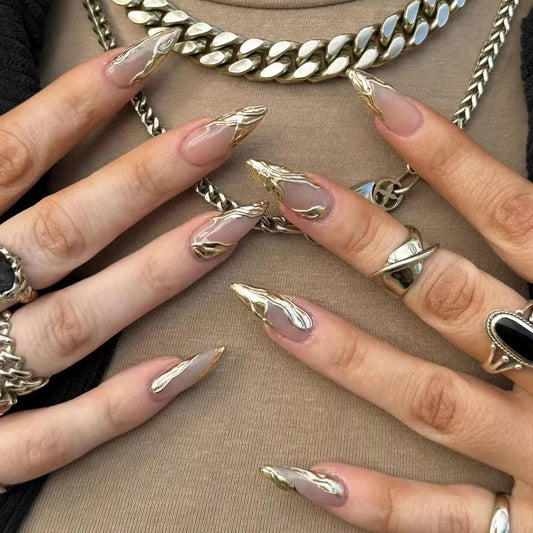 24Pcs Mid-length Metal French Full Cover Nails Tips 3D Silvery Love Heart Design Fake Nails Wearable Almond Press on False Nails