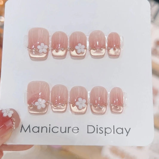 10Pcs Spring Gradient Blush Short Square Handmade Nails White Flowers Gold Edge Simple Sweet Fashion Removable Acrylic Manicure