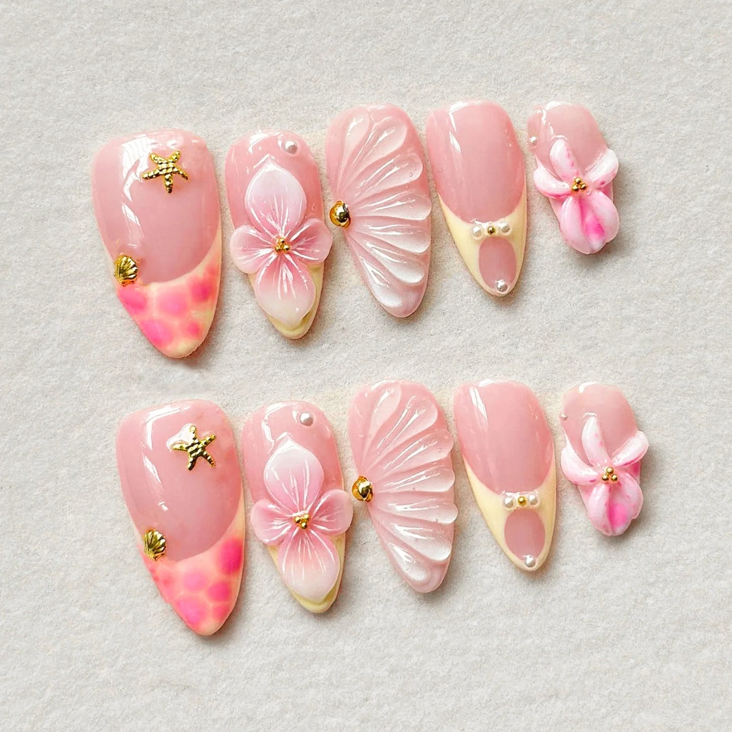 24Pcs Mid-length Almond Press on Fake Nails with Insect Flower Button Design Full Cover Nails Tips Reusable Finished False Nails