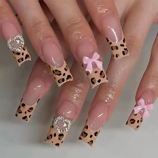 24Pcs Mid-length Square Head Fake Nails Brown Smudge French Press on False Nails Shiny Powder Detachable Full Cover Nails Tips