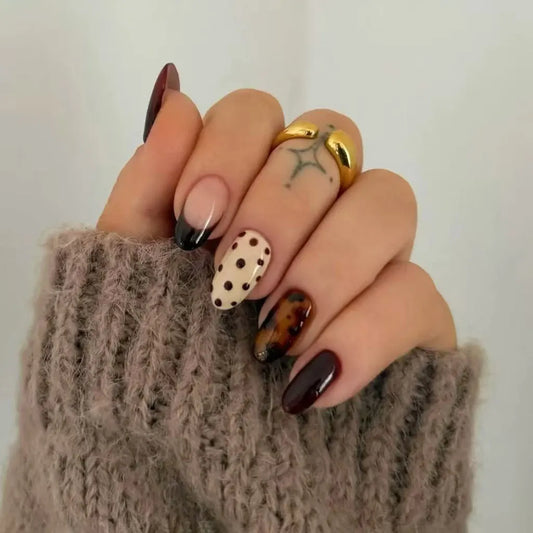 24Pcs Brown French Polka Dot Design Fake Nails Short Round Head False Nails Press on Detachable Artificial Full Cover Nails Tips