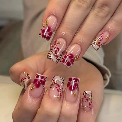 24PCS Spice Girls False Nails Sweet Cool 3D Pink Flowers with Diamonds Decoration Square Press on Nails Full Cover Wearable Tips