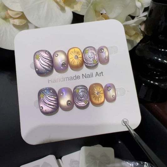 10Pcs Short Round Head Handmade Press on Fake Nails 3D Vortex Cat's Eye False Nails Starburst Rhinestone Reusable Manicure Tips