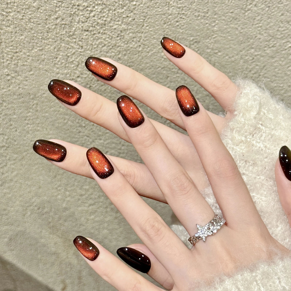 10pcs Gradient Deep Red Cat's Eye False Nails Simple Glossy Short Oval Handmade Press On Nails Full Cover Women Girls Fake Nail