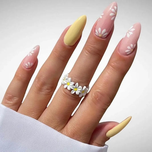 24Pcs Simple Valentine's Day Heart Nail Stickers French Glitter Rhinestone Pink False Nails Almond Nails Art Finished Manicure