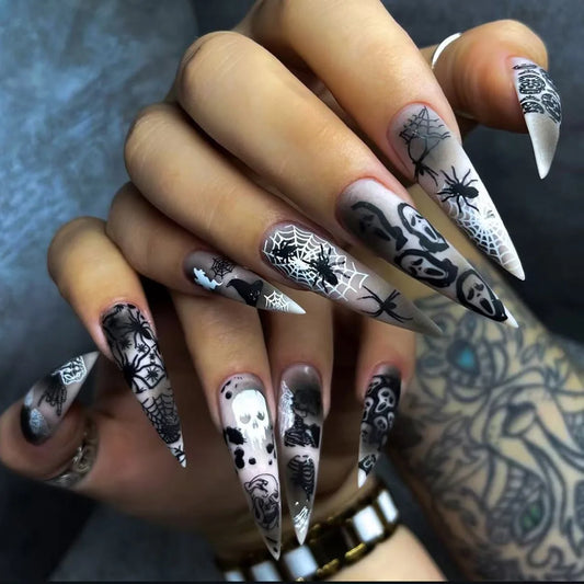 24pcs Halloween Ghost Face Matte Wearing Fake Nails Black and White Spider Web Skull Pattern Press on Nail European False Nails
