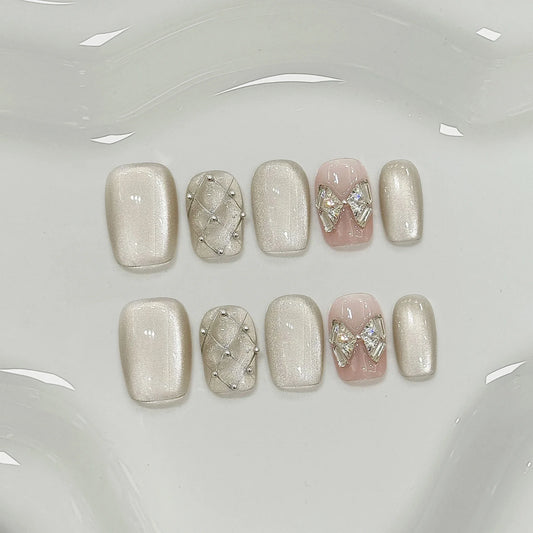 10Pcs Short Ballet Press on Handmade Nails Full Cover Shiny Cat Eye Finished Nails Set Wearing Fashion Summer Rhinestone Nails